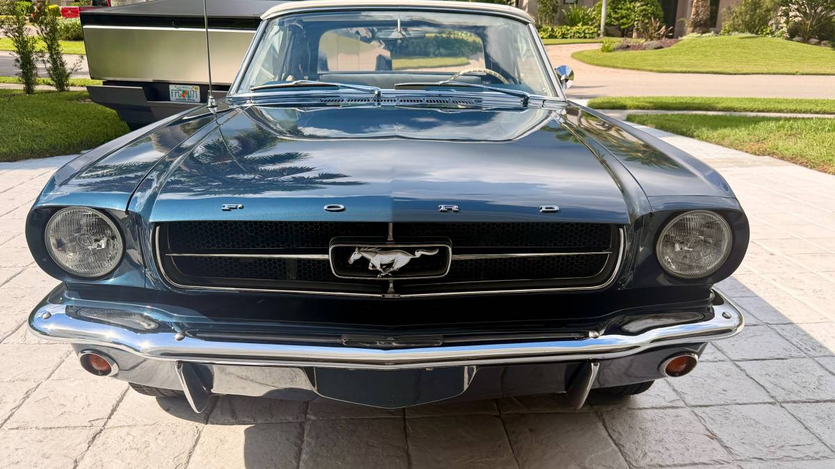 Ford-Mustang-1965
