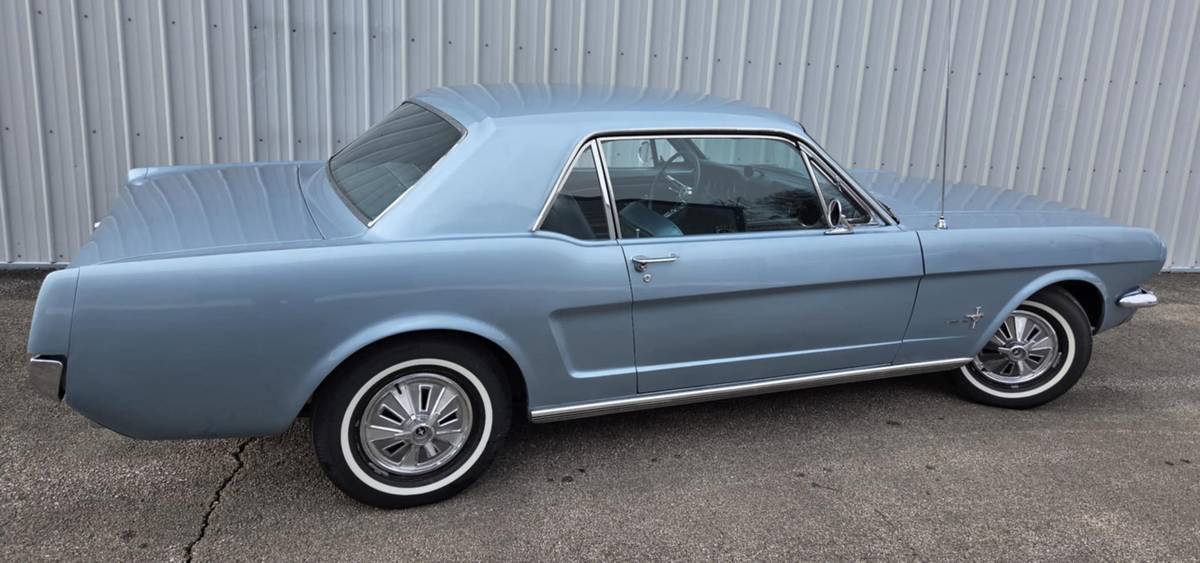 Ford-Mustang-1966