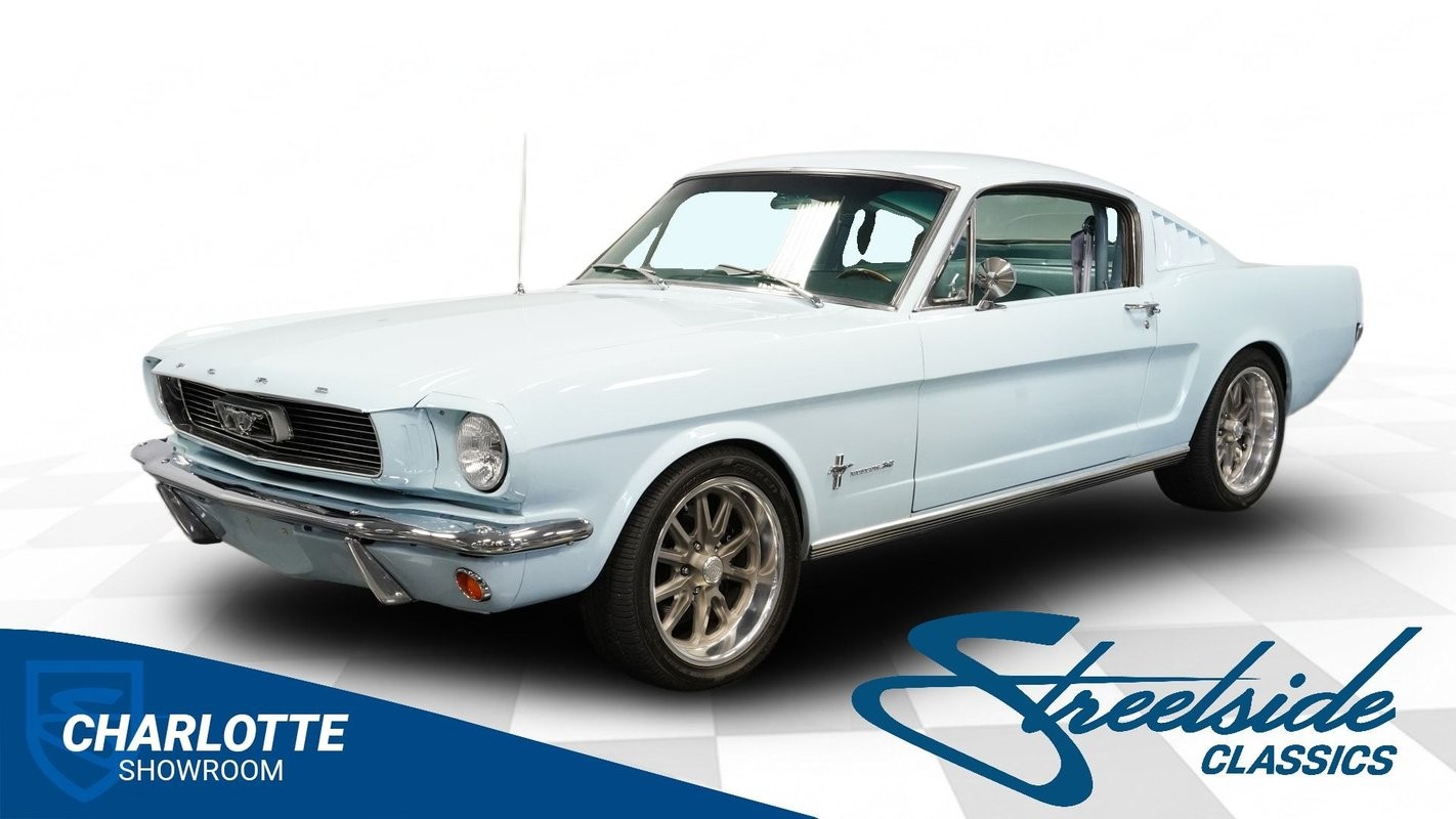 Ford-Mustang-1966-Fastback-Blue
