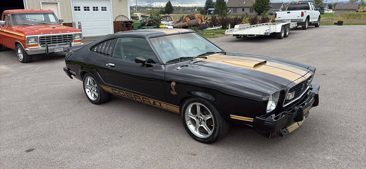 Ford-Mustang-1976