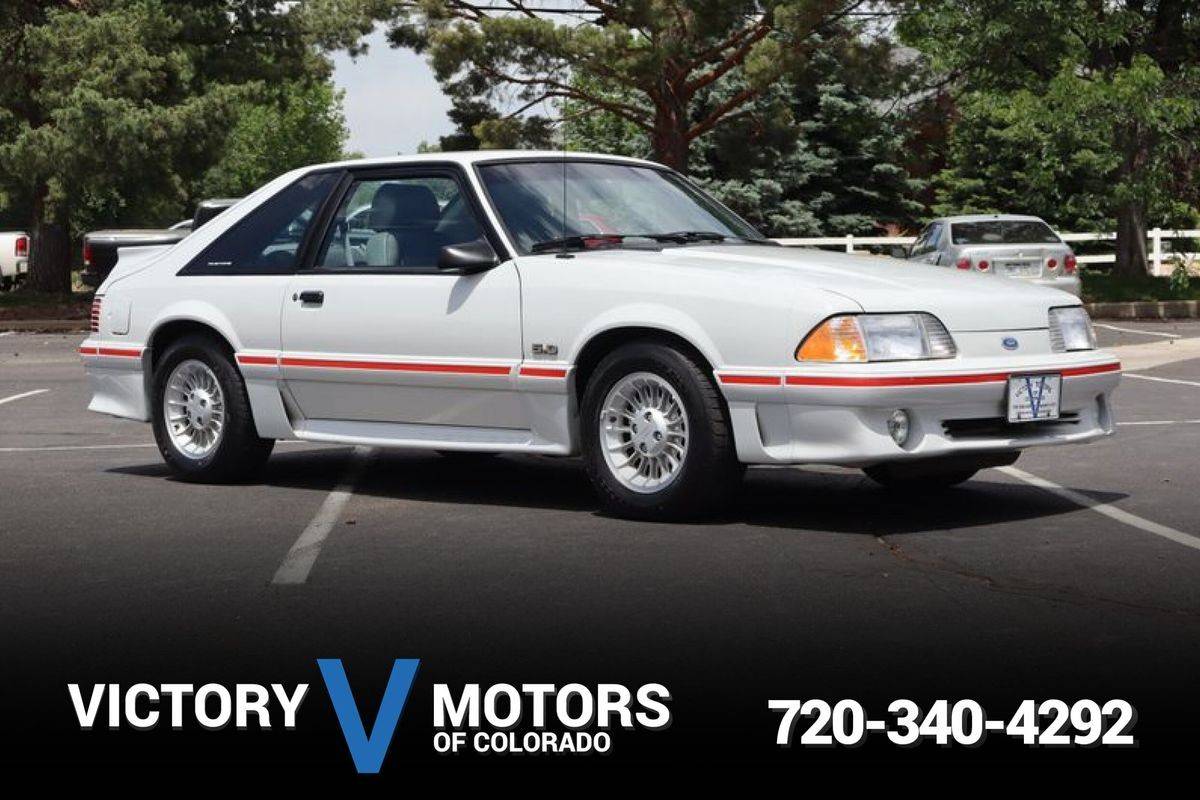Ford-Mustang-1988