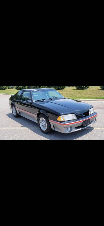 Ford-Mustang-1989-Black