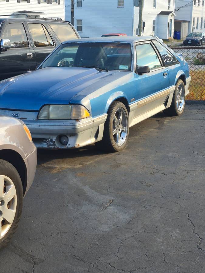 Ford-Mustang-1989-Blue