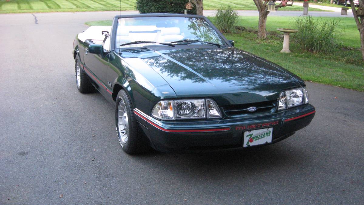 Ford-Mustang-1990-Green