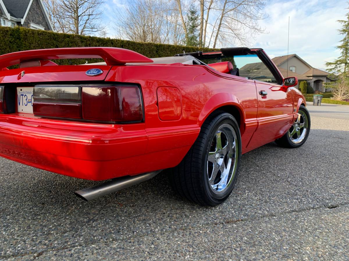 Ford-Mustang-1992-Red