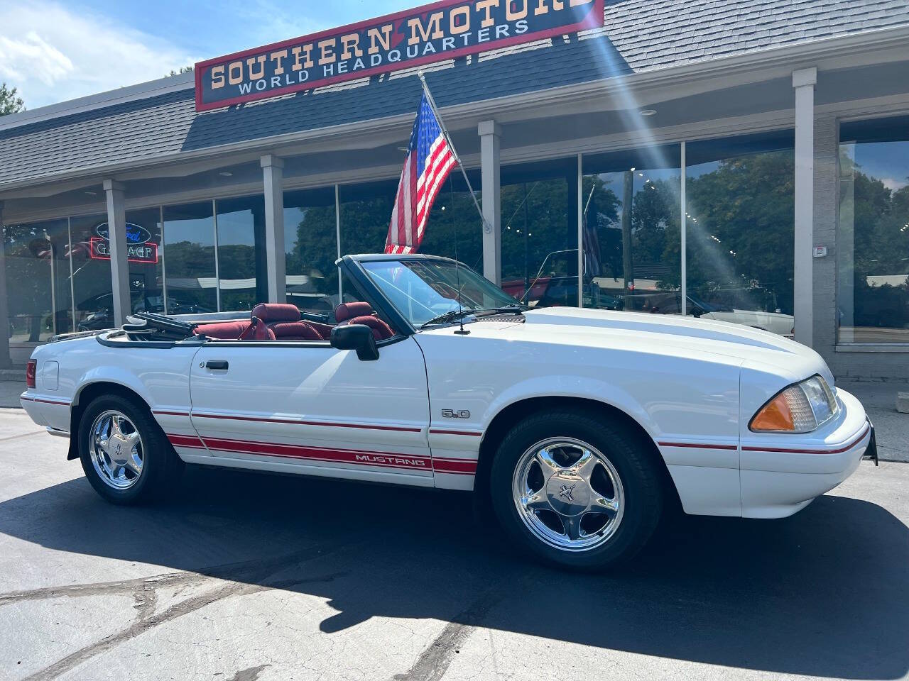 Ford-Mustang-1992-White-Red