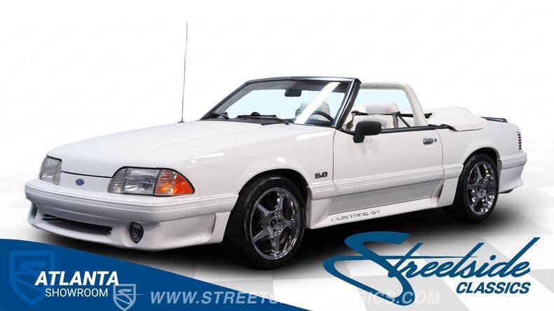 Ford-Mustang-1993-Vibrant-White-White