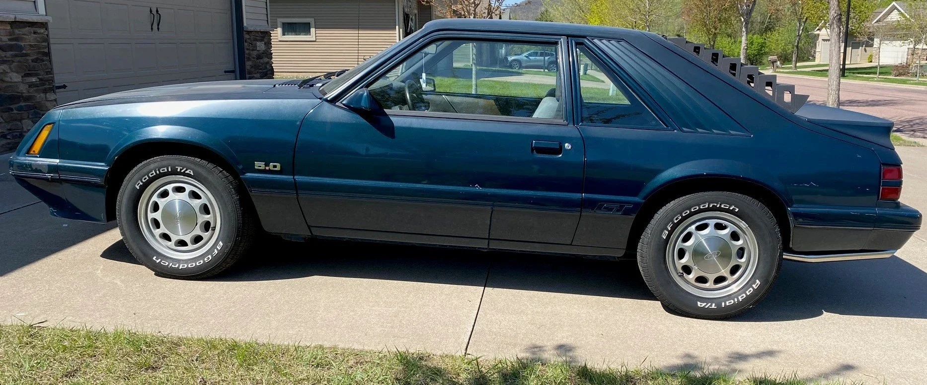 Ford-Mustang-hatchback-1986-Green-Gray