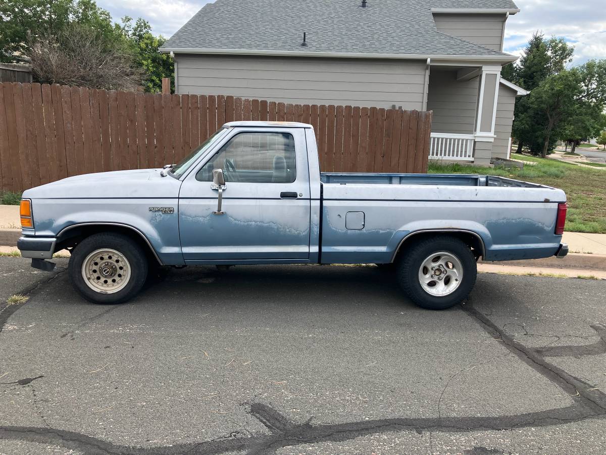 Ford-Ranger-1990-Blue