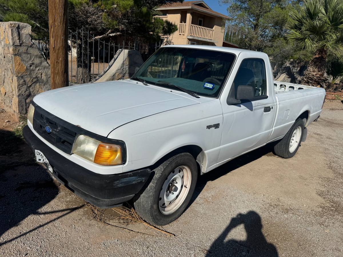 Ford-Ranger-1993-White