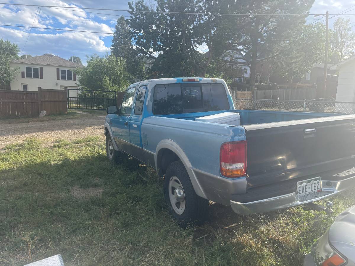 Ford-Ranger-4.0-liter-1995-custom