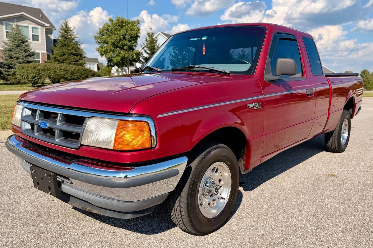 Ford-Ranger-xl-1993-Red