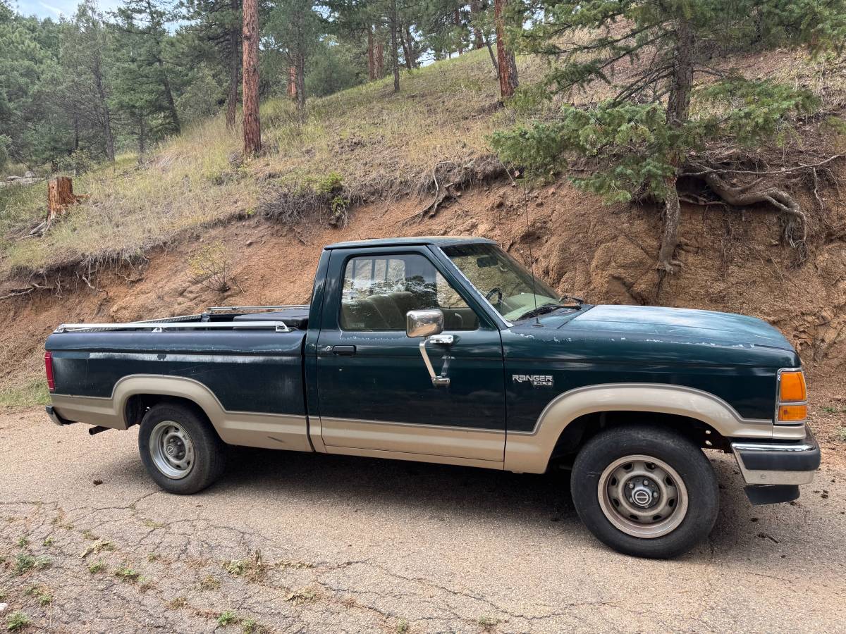 Ford-Ranger-xlt-1990-Green