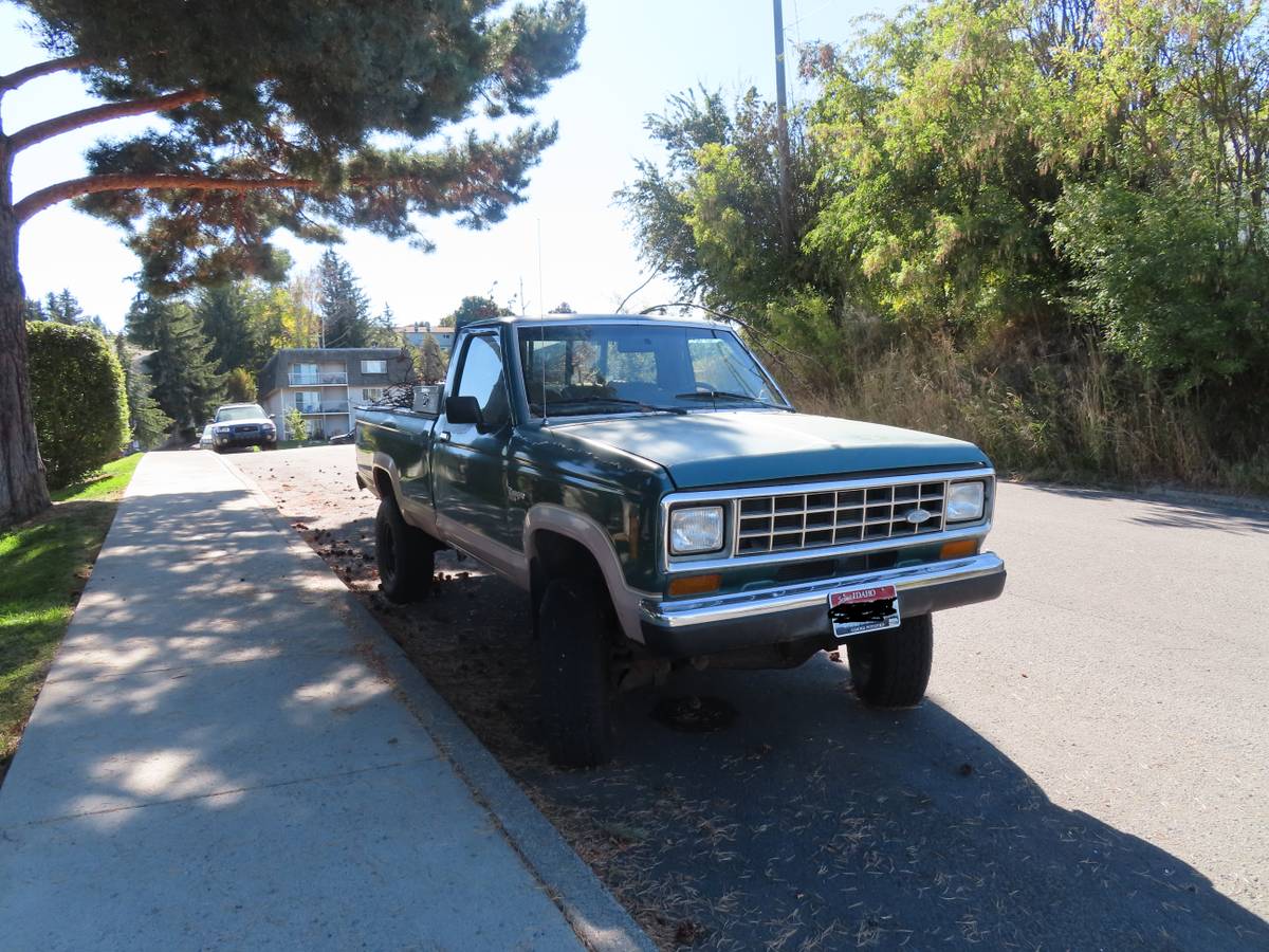 Ford-Ranger-xlt-4x4-1987-Green