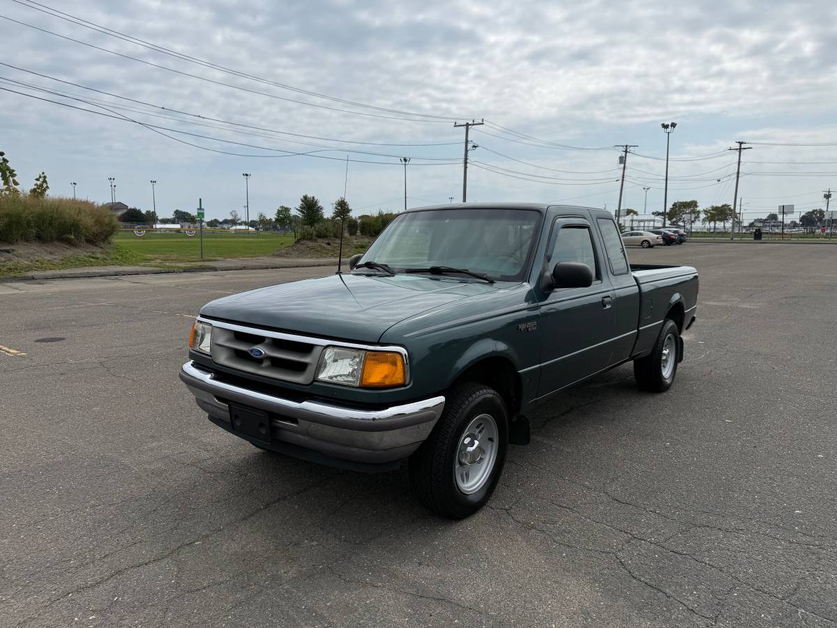 Ford-Ranger-xlt-extended-cab-6ft-1996-Blue