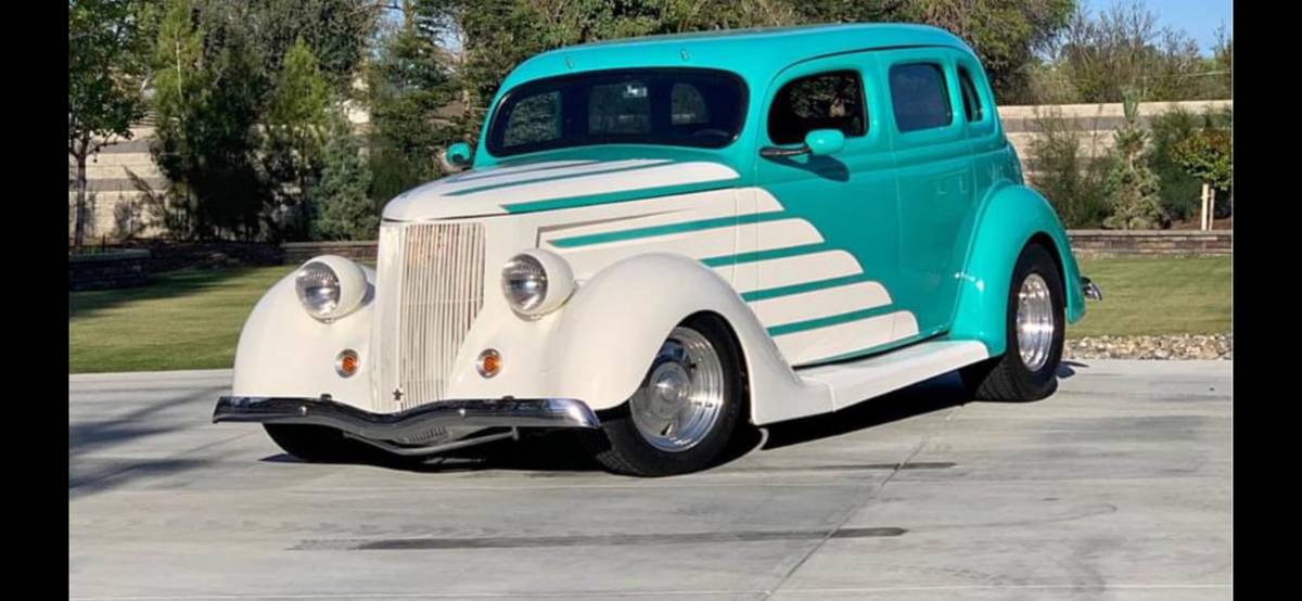 Ford-Sedan-1936