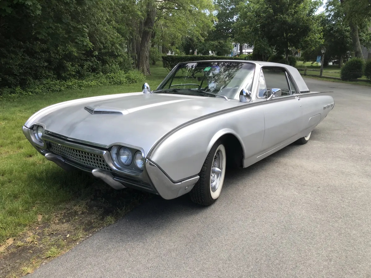 Ford-Thunderbird-1962-Silver-Black