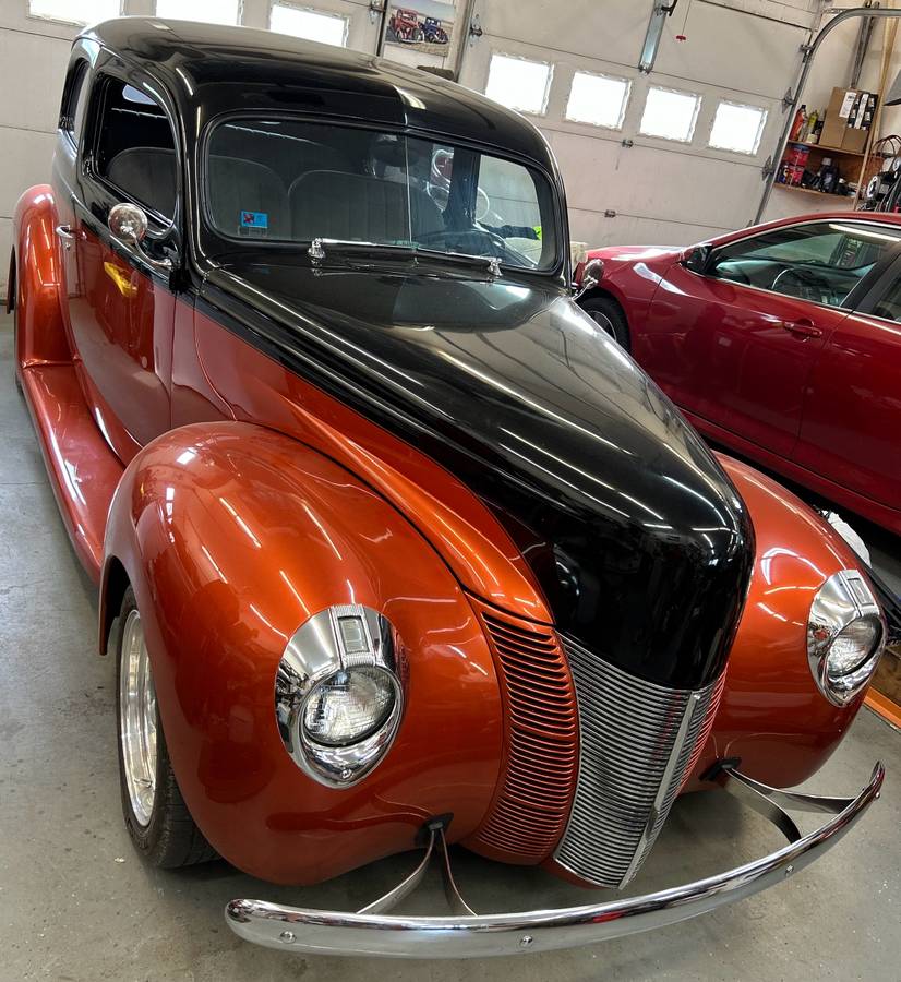 Ford-Tudor-sedan-1940-custom