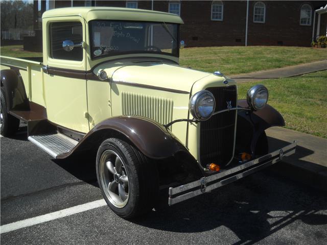 Ford V8 1932