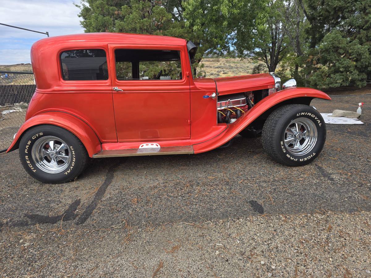 Ford-Vicky-1931-Orange