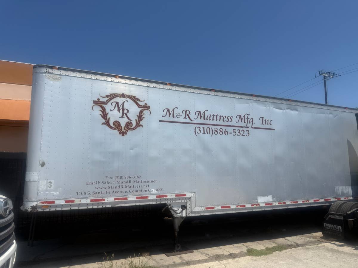 Freightliner-cascadia-126-1992-White