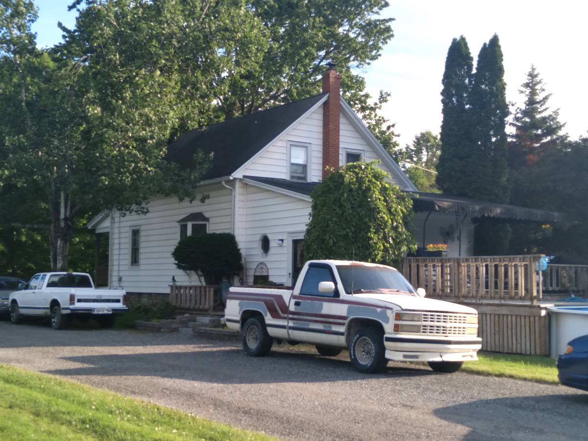 Gm-short-bed-1990-White