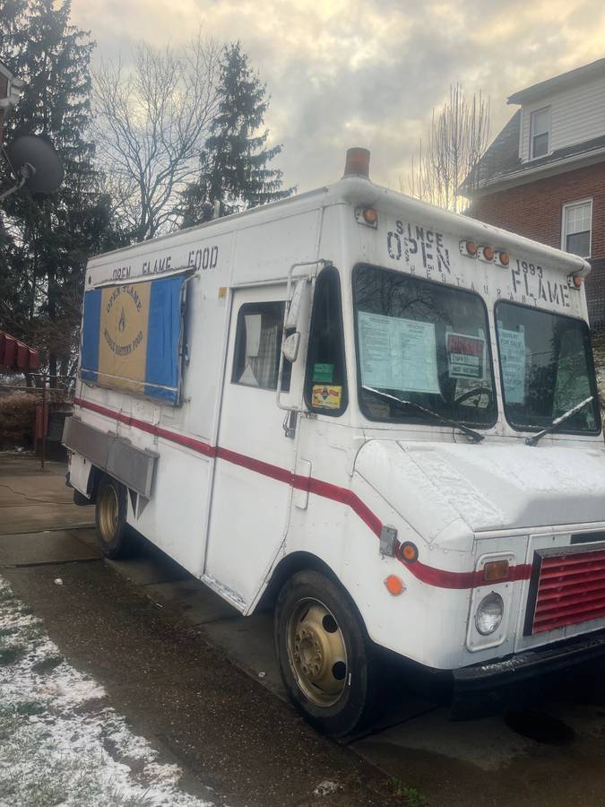 Gmc-Grumman-1993-White