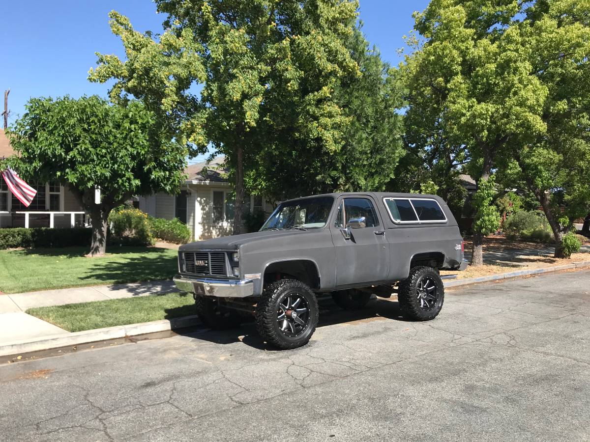 Gmc-Jimmy-sierra-classic-1987-Gray