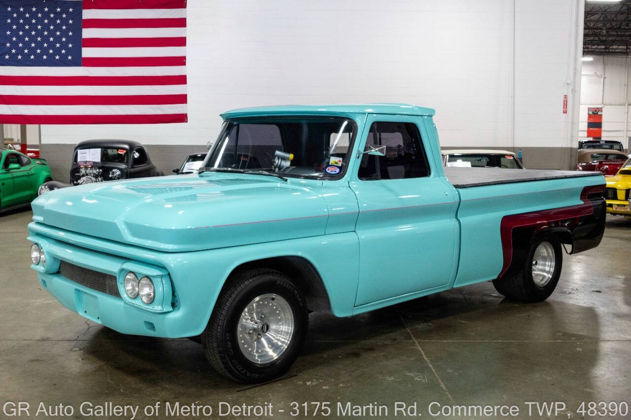 Gmc-Series-1000-1966-Baby-Blue-Black