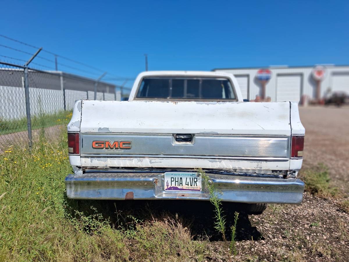 Gmc-Sierra-1982-White