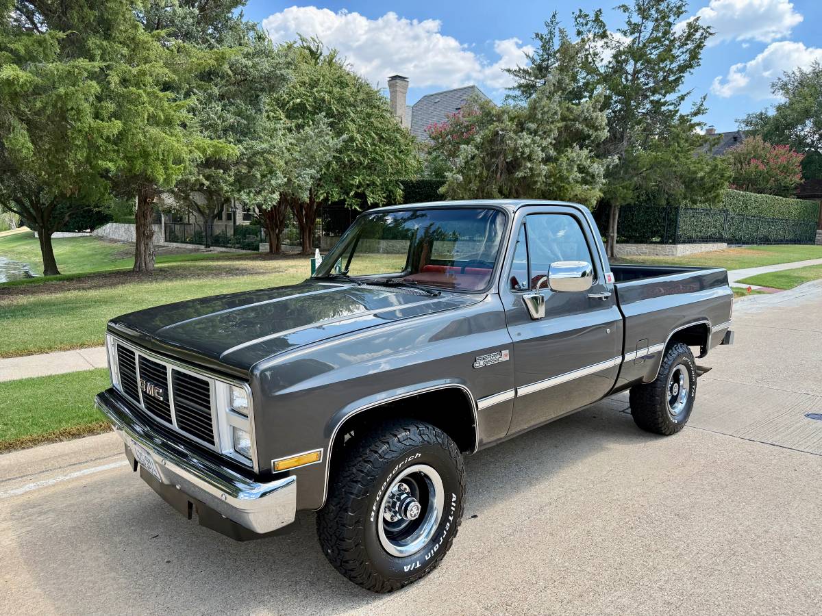 Gmc-Sierra-1987-Gray