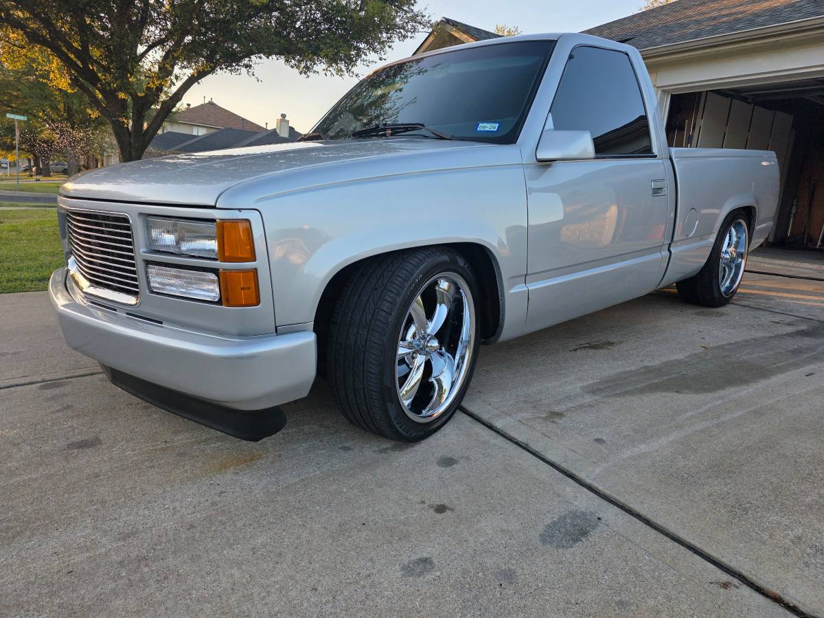 Gmc-Sierra-1991-Silver