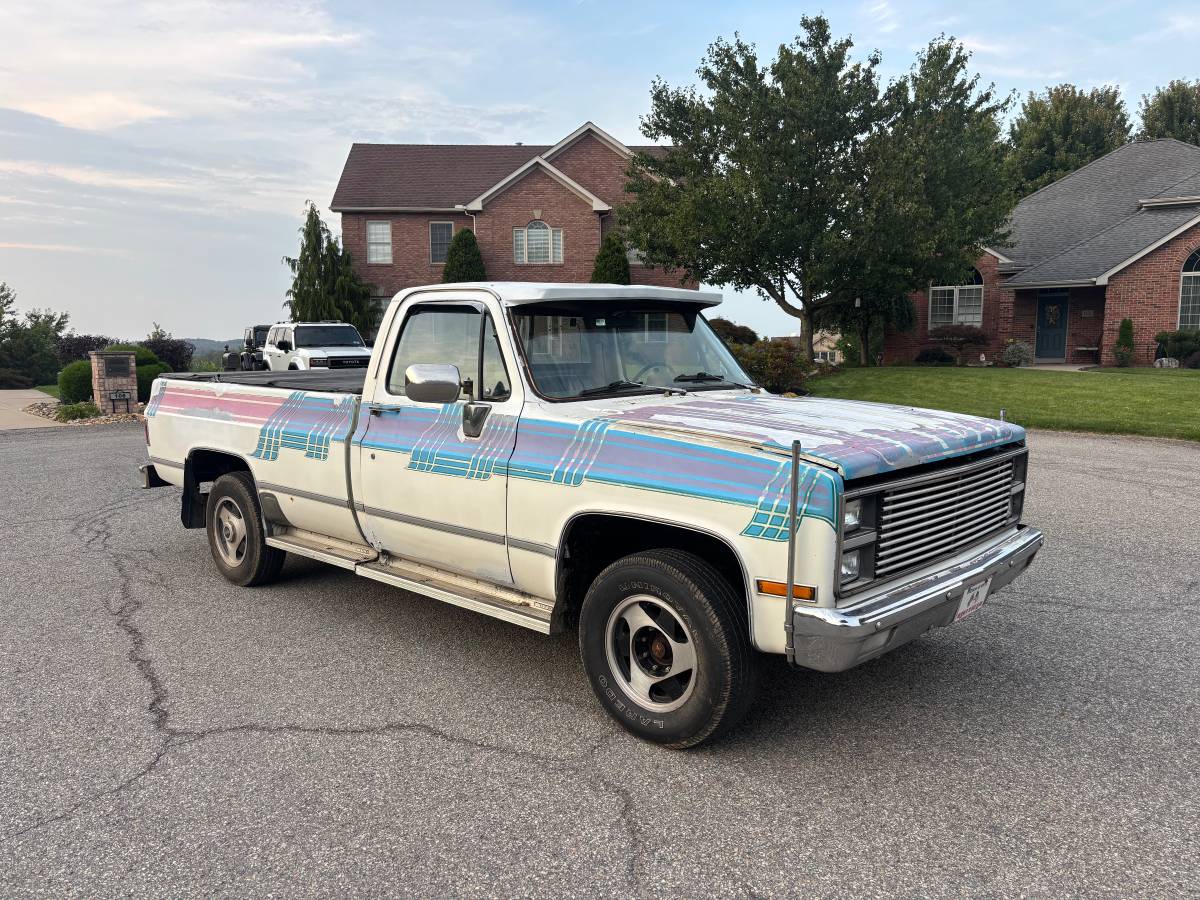 Gmc-Sierra-c-2500-1982