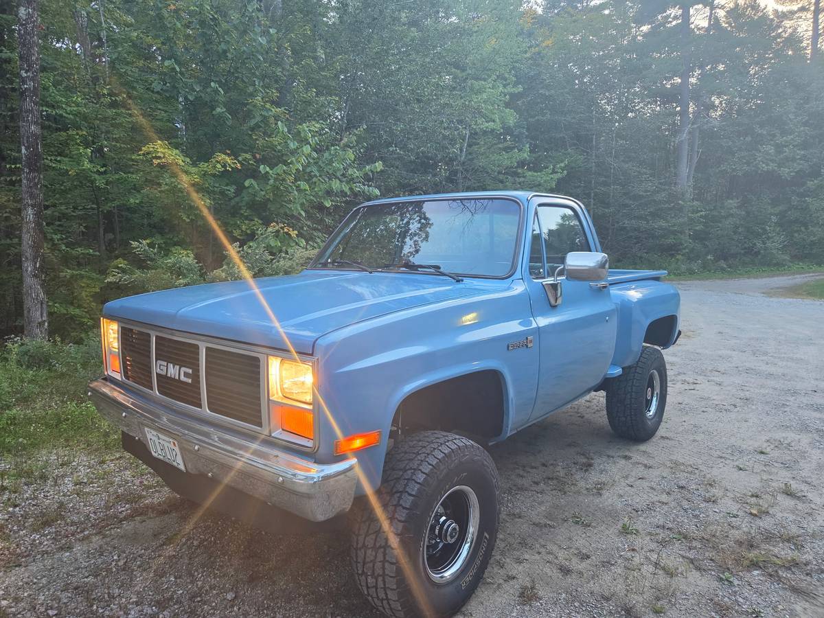 Gmc-Sierra-k15-stepside-1986