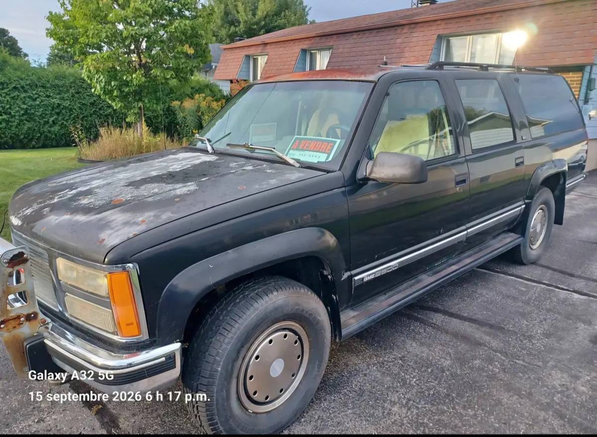Gmc-Suburban-1993-Black