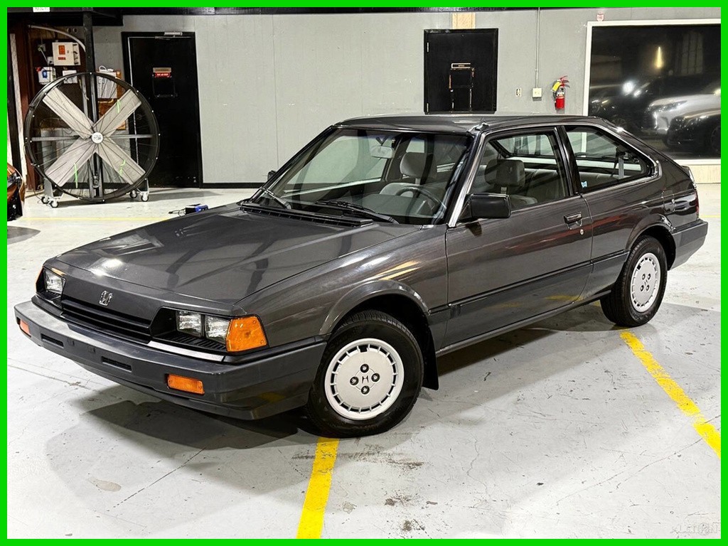 Honda-Accord-1984-Hatchback-Gray