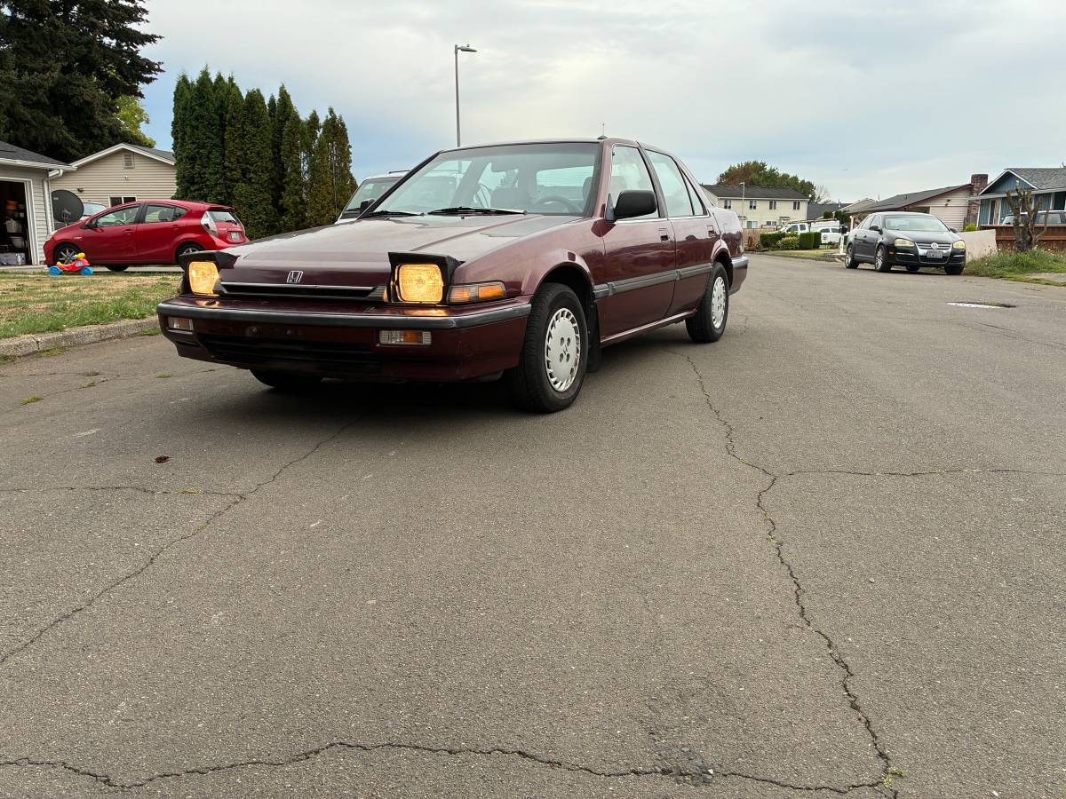 Honda-Accord-1988-Red