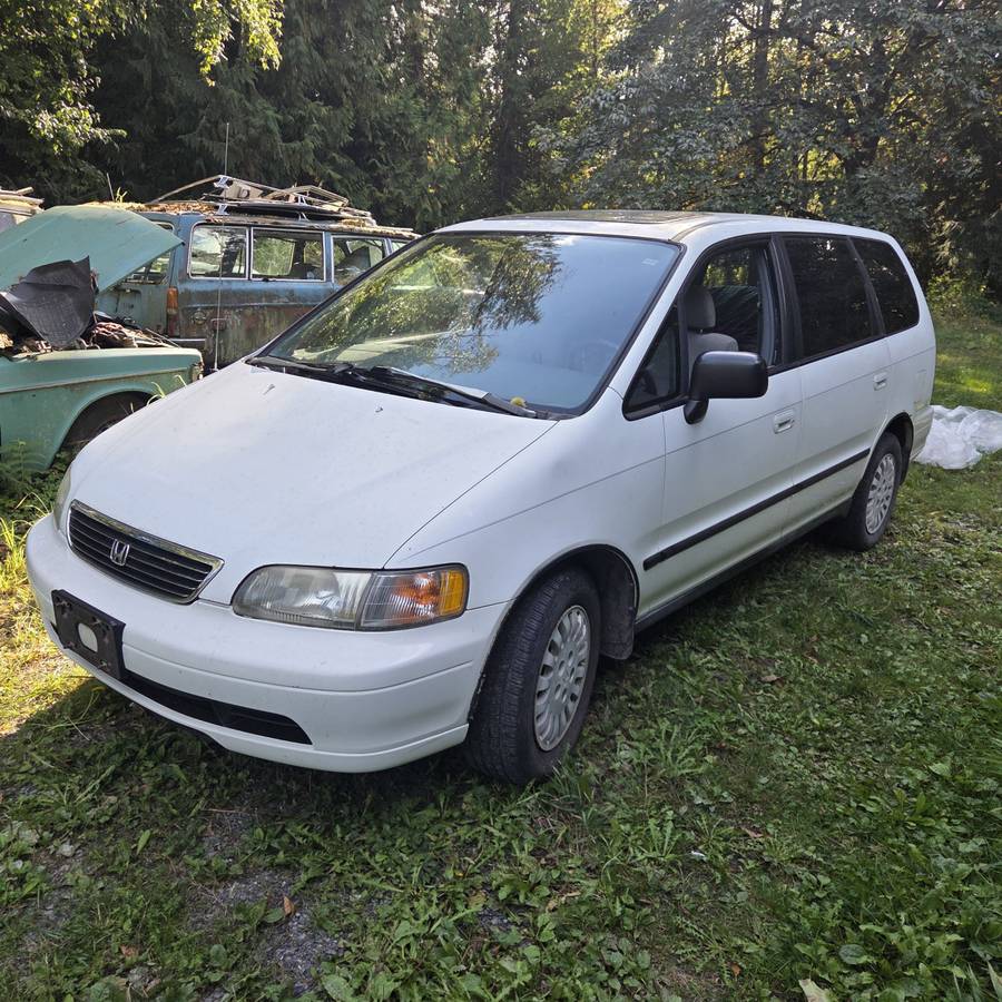 Honda-Odyssey-1996-White