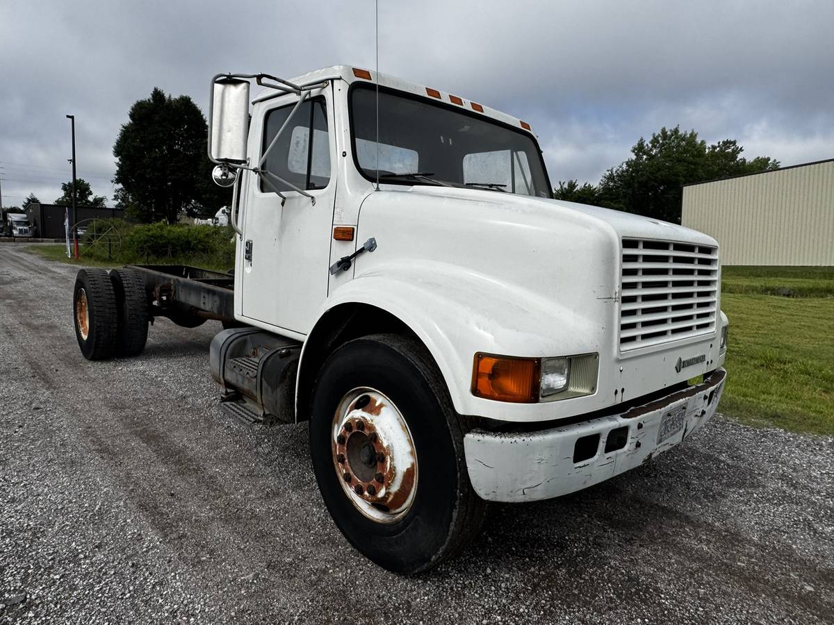 International-ihc-4600-1993-White