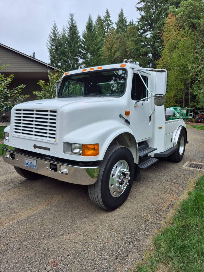 International-ihc-4900-1993-White