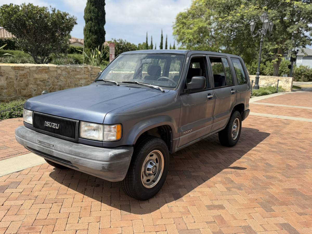 Isuzu-trooper-s-1994-Blue