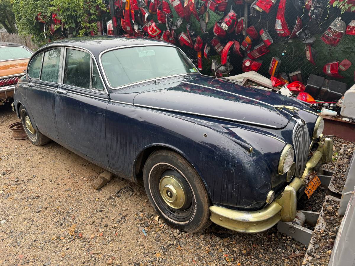 Jaguar-Mk2-1957-Blue