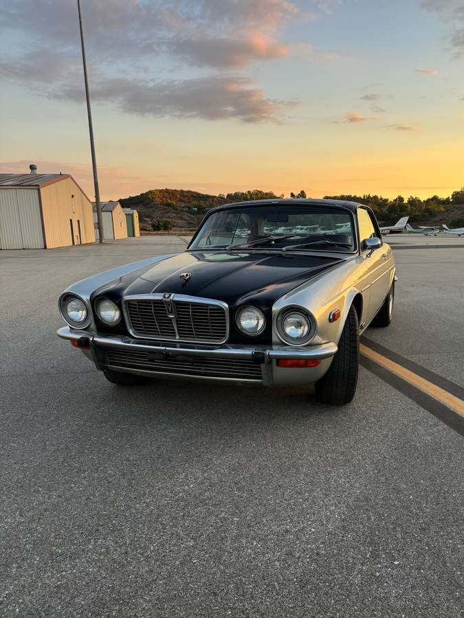 Jaguar-Xj6-c-1975-Silver