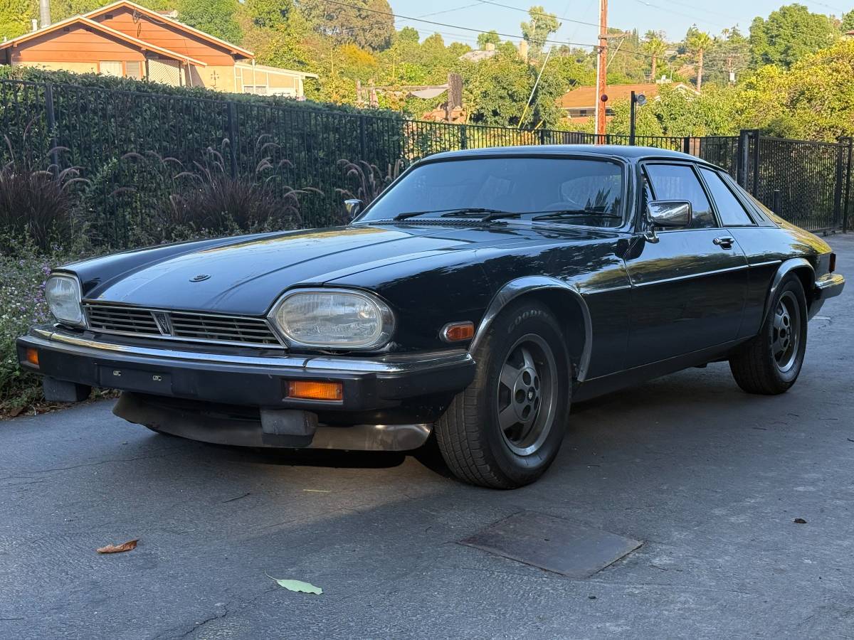 Jaguar-Xjs-1985-Black