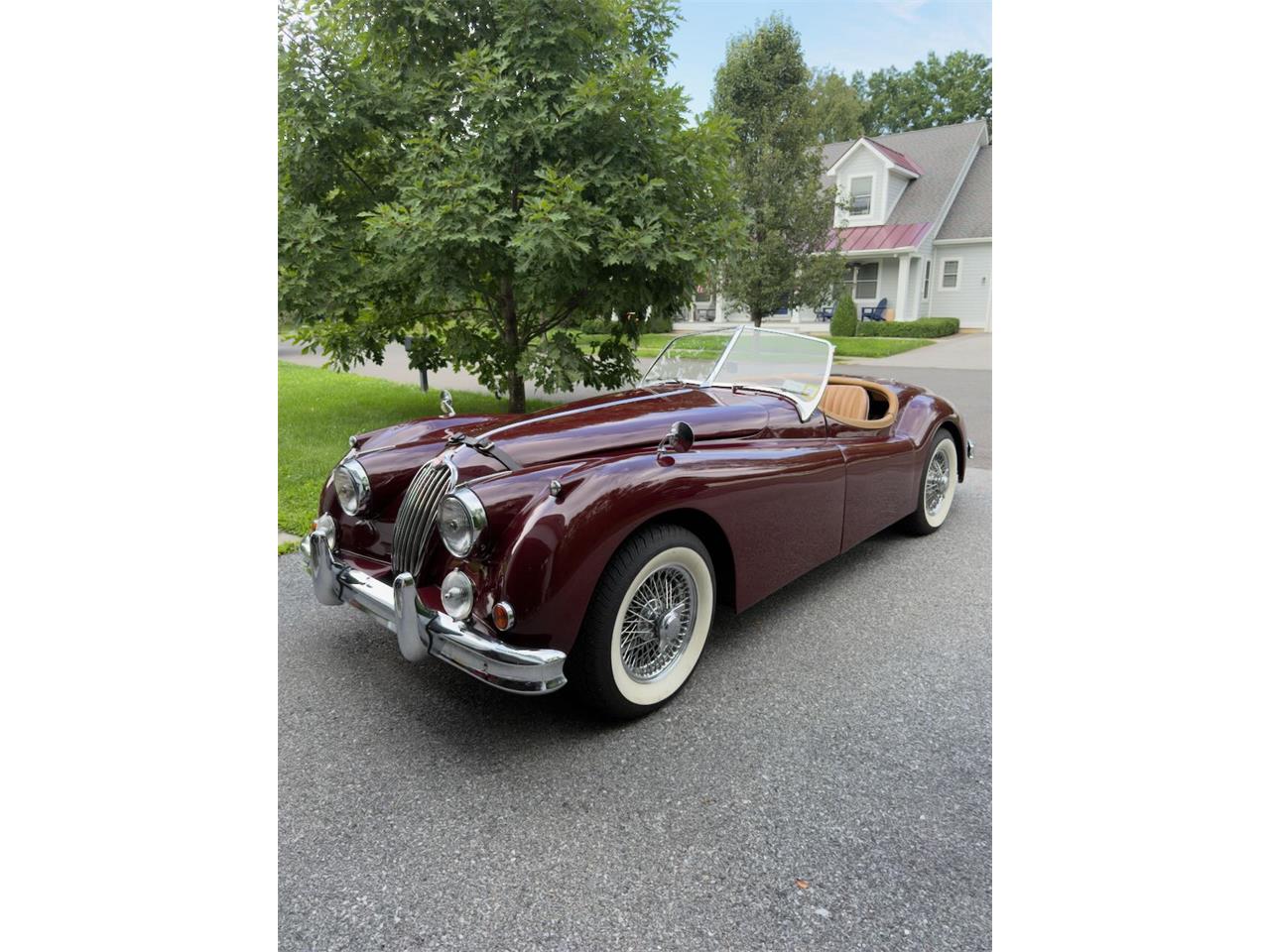 Jaguar-Xk-140-1957-Burgundy-Tan