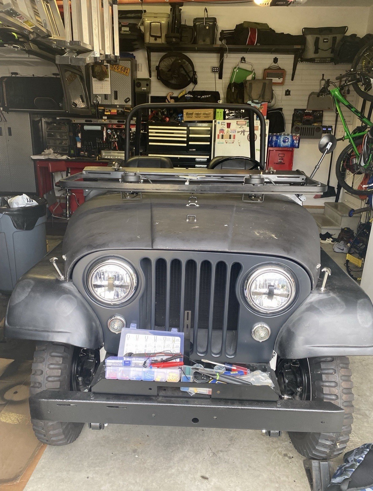 Jeep-CJ-1955-Utility-Black
