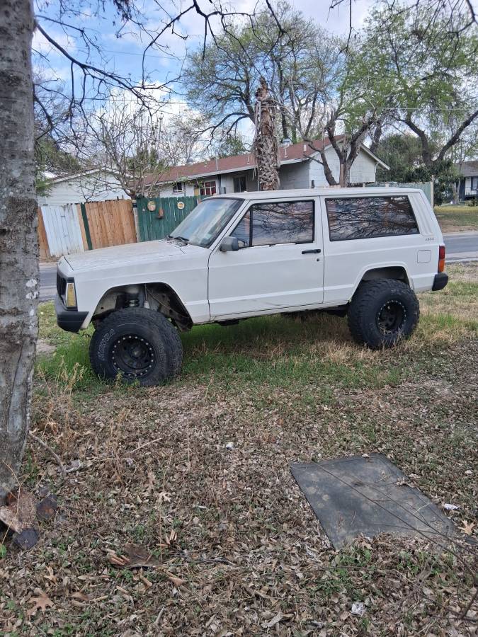 Jeep-Cherokee-1996-White