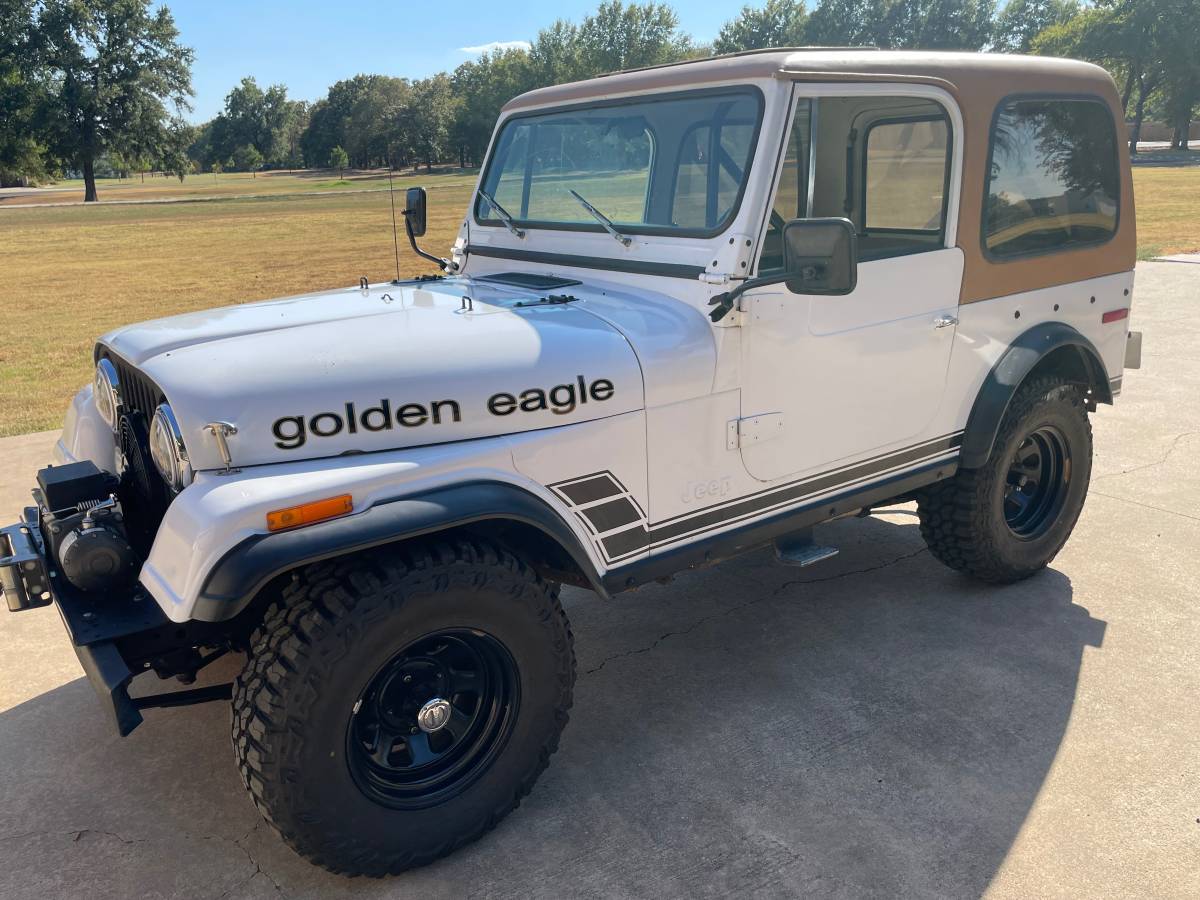 Jeep-Cj-7-1979-White