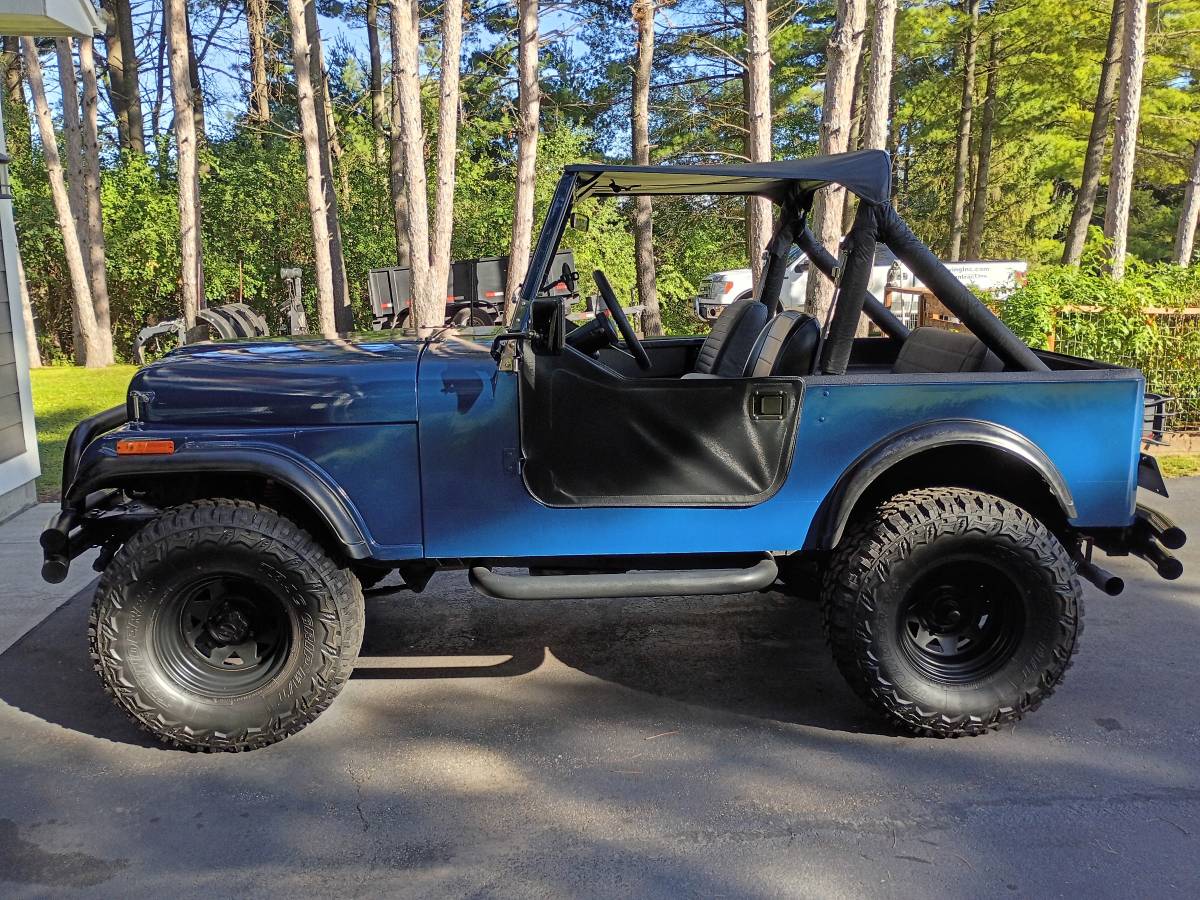 Jeep-Cj-7-1983-Blue
