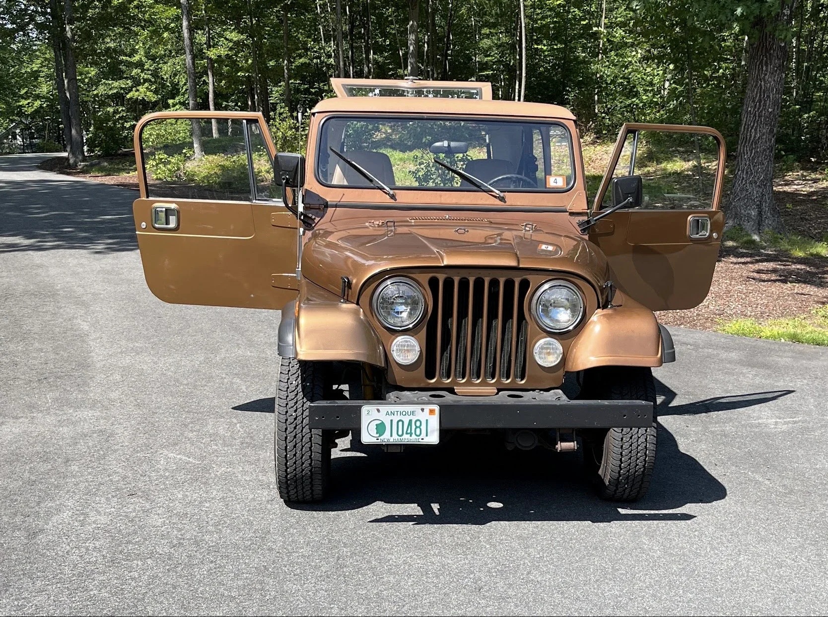Jeep-Cj-7-1985-Gold
